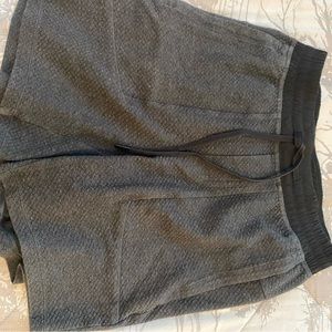 Lululemon textured shorts